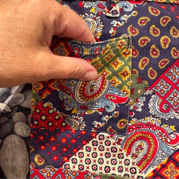 Patchwork Look Shorts - Picture 4 of 6